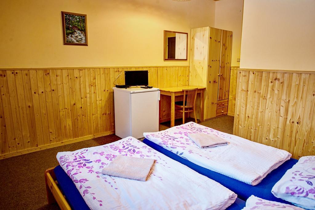 Penzion Radosov Ubytovani V Soukromi Kyselka  Exterior photo